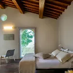 Luxury Overlooking Valley