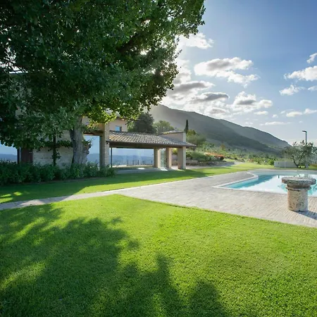 Luxury Overlooking Valley