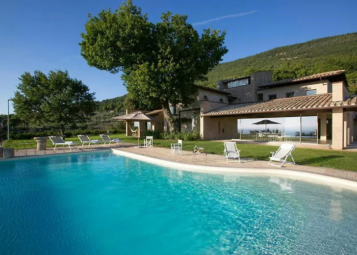 Luxury Overlooking Valley Feriehus *